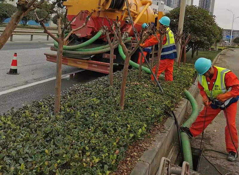 赵西垸林场市政管道清淤