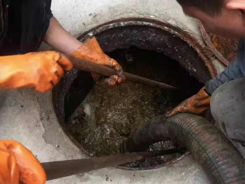 赵西垸林场化油池、化粪池清理要做哪些安全措施？
